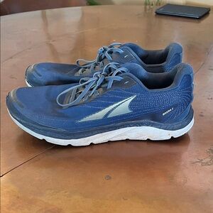 Altra Rivera 2 Navy Sneakers